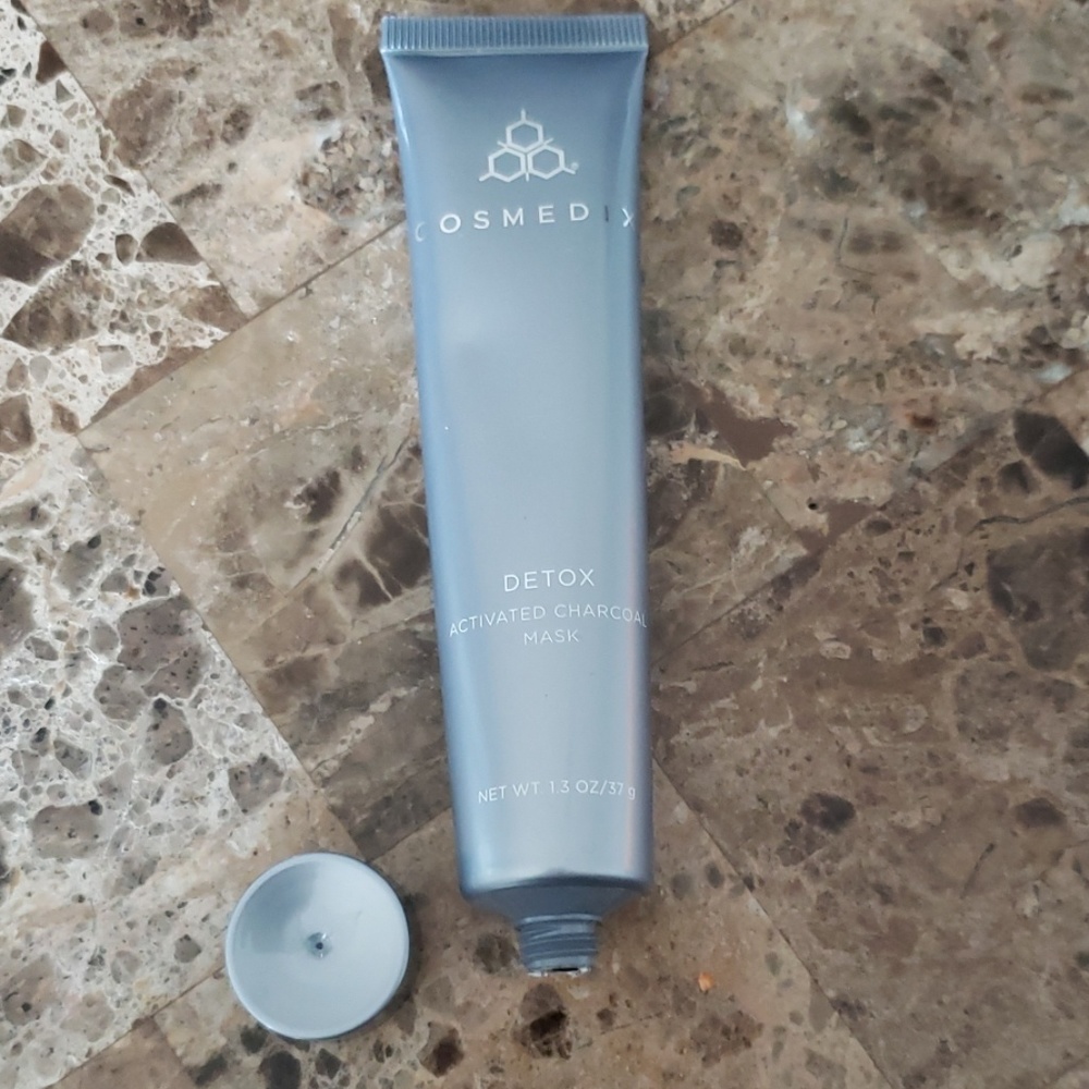 Cosmedix detox activated charcoal mask